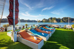 Lan Ha Lotus Cruise